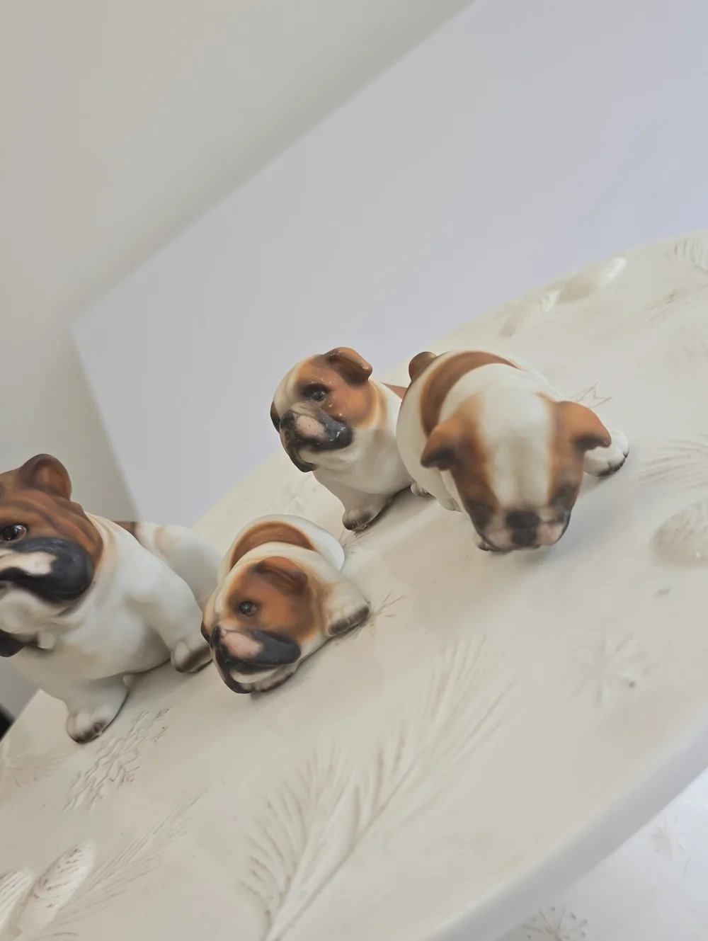 Vintage Harvey Knox  Set Of 4 House Global Art English Bulldog Figurines Japan